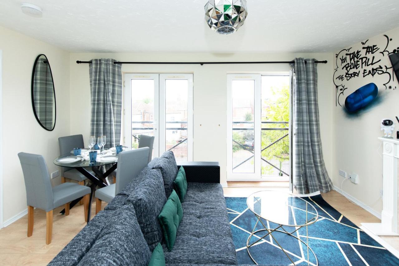 Escape The Matrix - 2 Bed Flat In City Centre With Free Parking Southampton Exterior foto