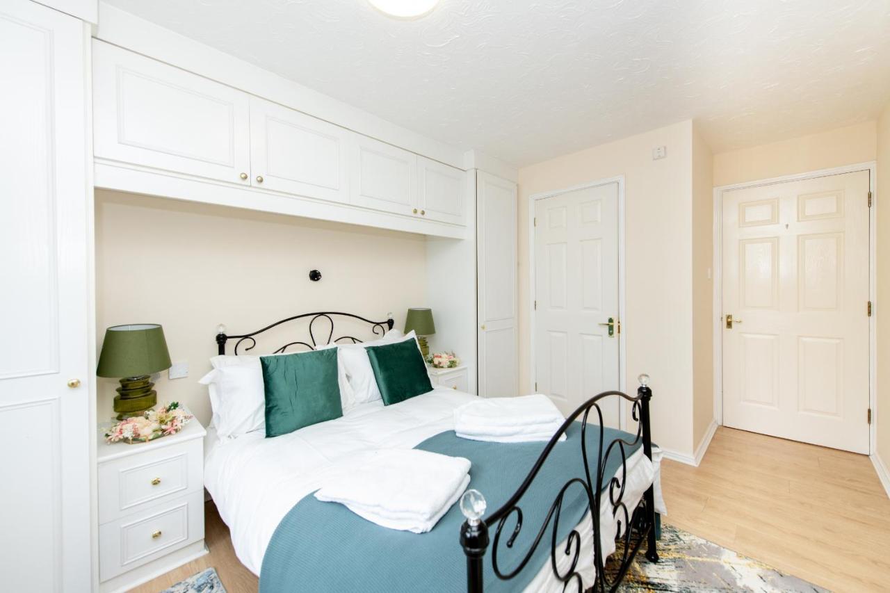 Escape The Matrix - 2 Bed Flat In City Centre With Free Parking Southampton Exterior foto