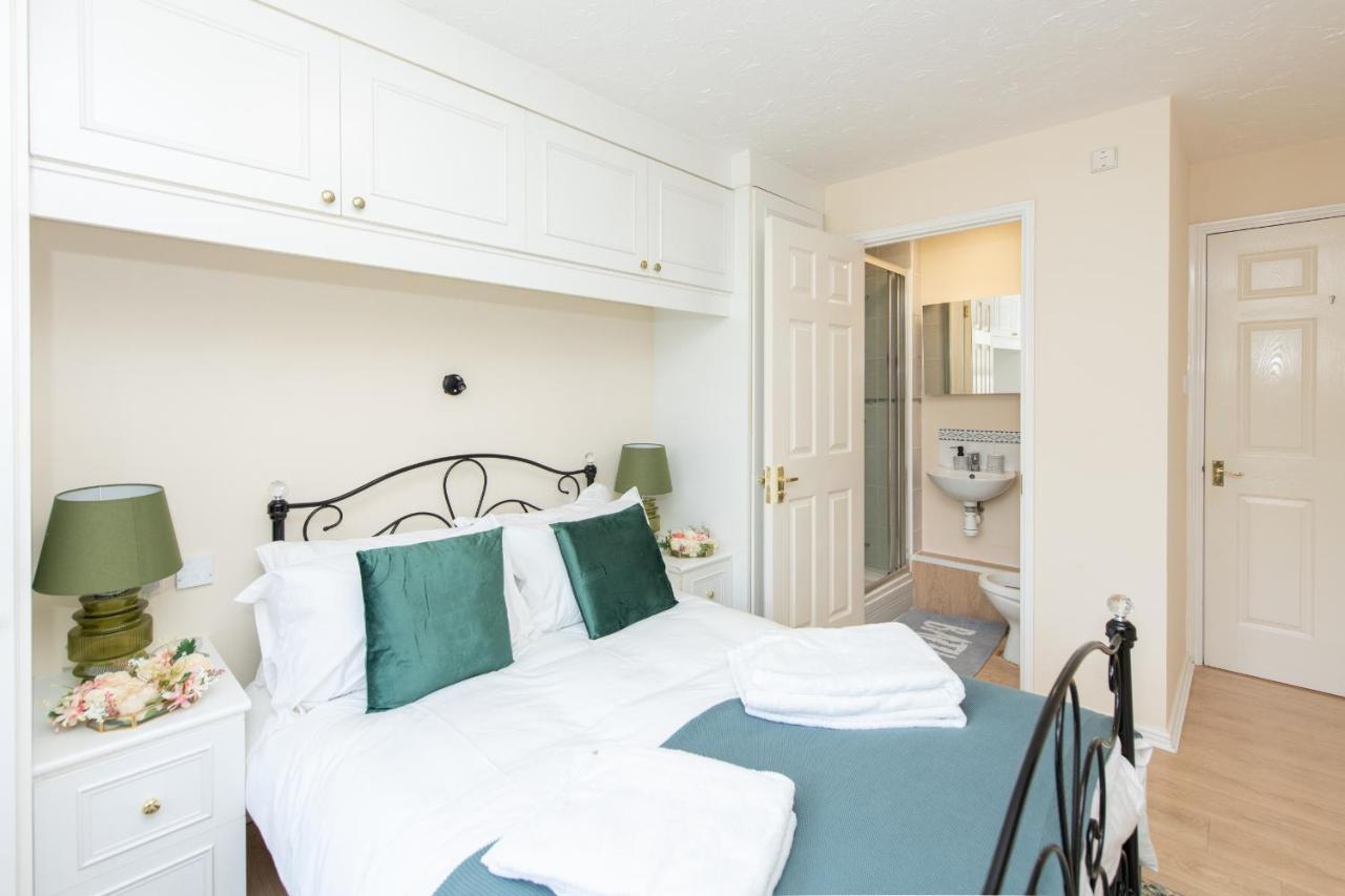 Escape The Matrix - 2 Bed Flat In City Centre With Free Parking Southampton Exterior foto