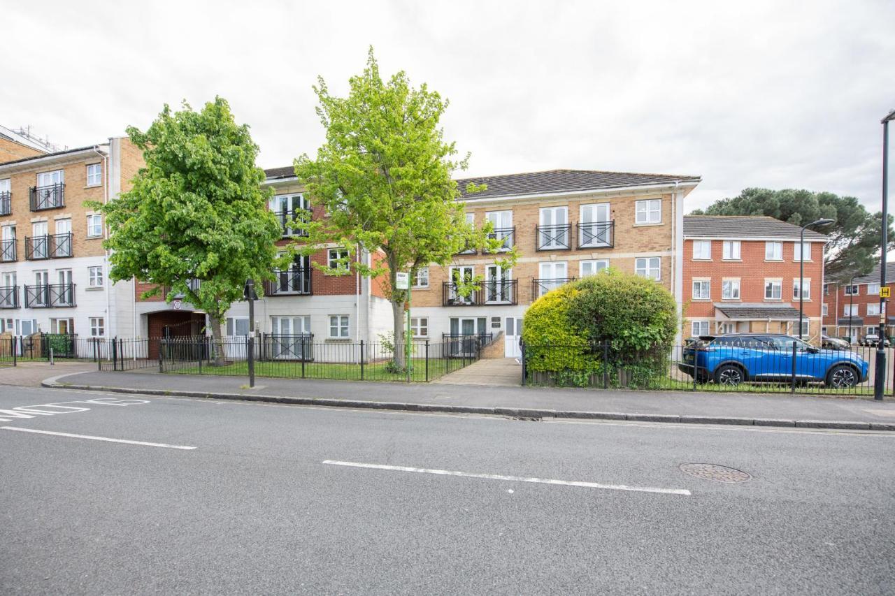 Escape The Matrix - 2 Bed Flat In City Centre With Free Parking Southampton Exterior foto